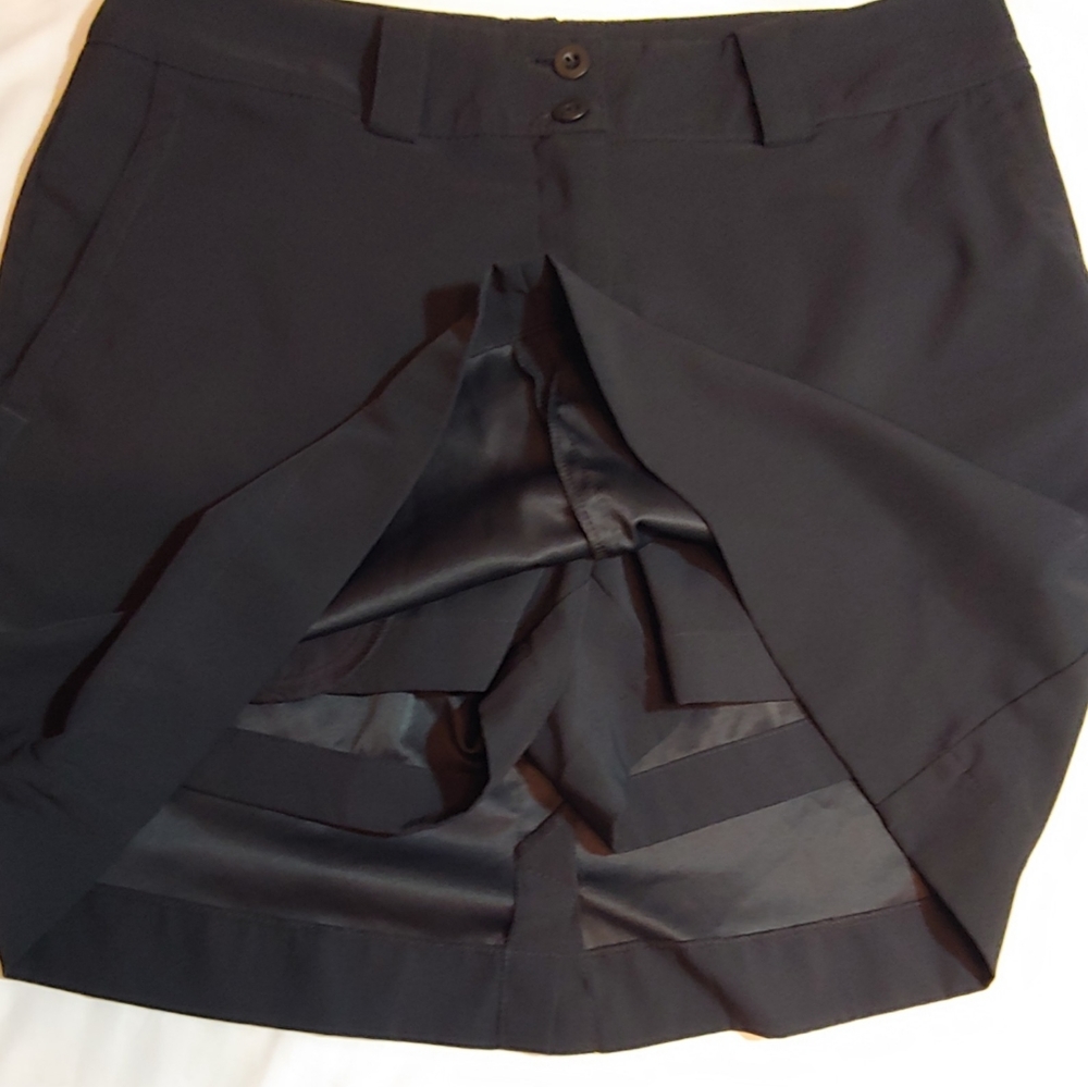 Nike Golf Tour Performance Skort 6 petite black